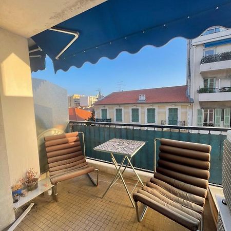 Les Lilas ~ Clim ~ Terrasse Apartment Ница Екстериор снимка
