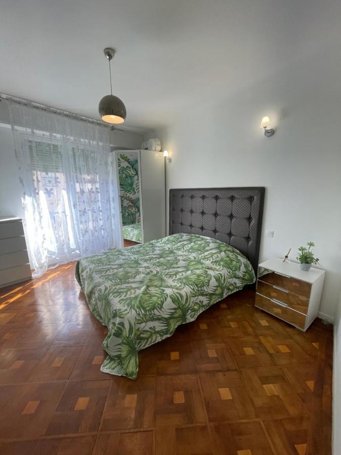 Les Lilas ~ Clim ~ Terrasse Apartment Ница Екстериор снимка