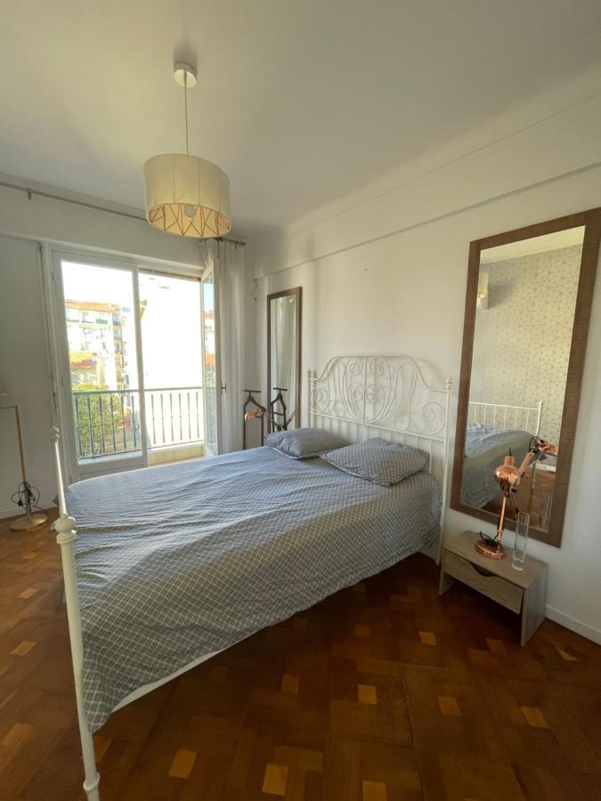 Les Lilas ~ Clim ~ Terrasse Apartment Ница Екстериор снимка